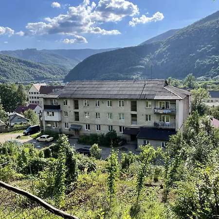 Hygge Appartamento Mizhhirya (Transcarpathia)